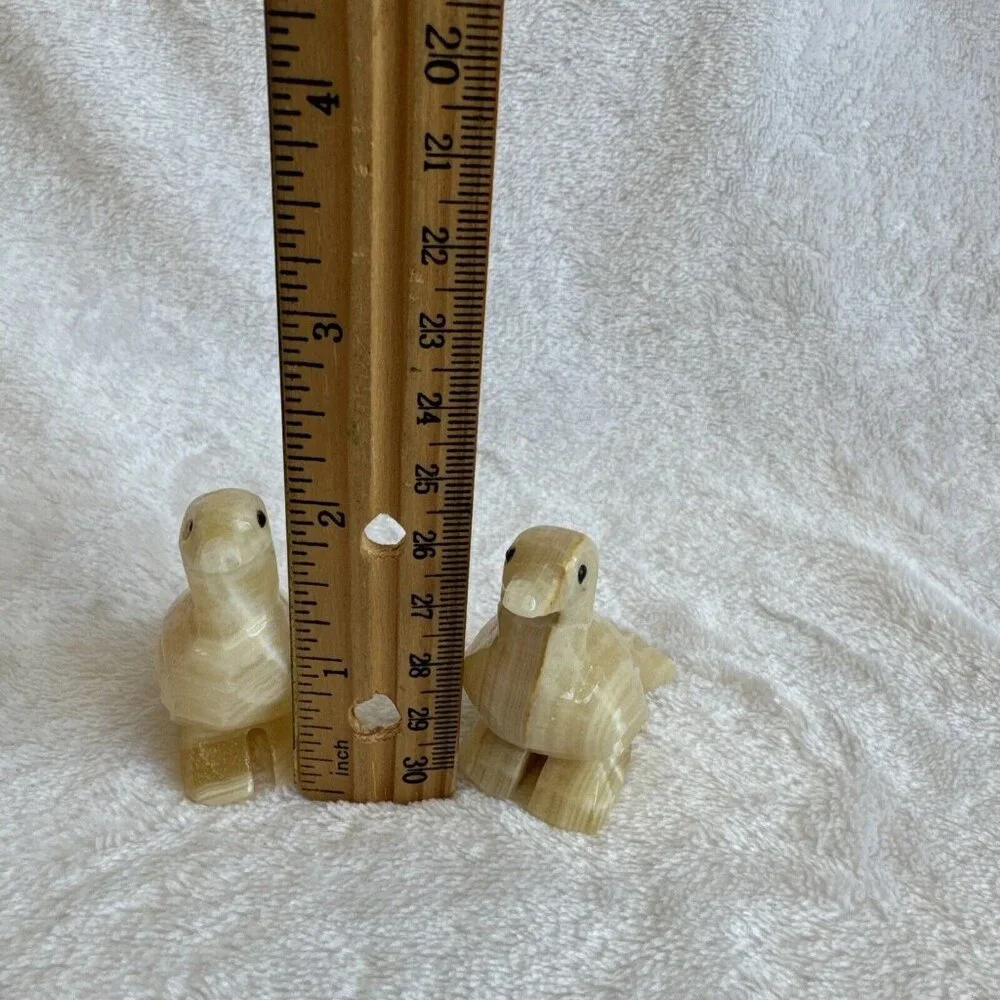Carved White Stone Pair Set Dove Birds Sculptures Paperweight 2” Desk Decor‎